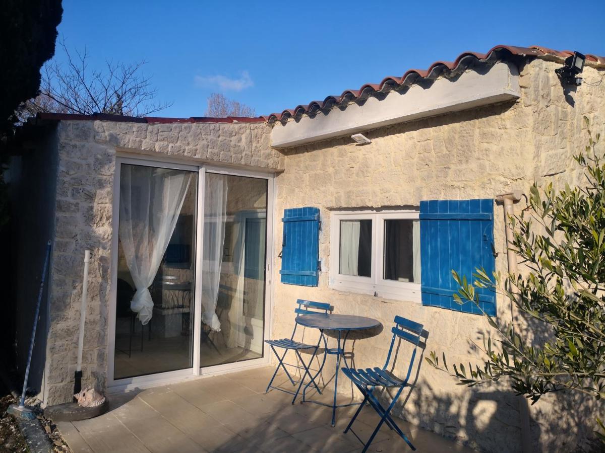 La Petite Maison De Lingling Mornas Eksteriør bilde