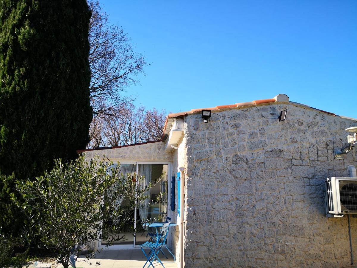 La Petite Maison De Lingling Mornas Eksteriør bilde